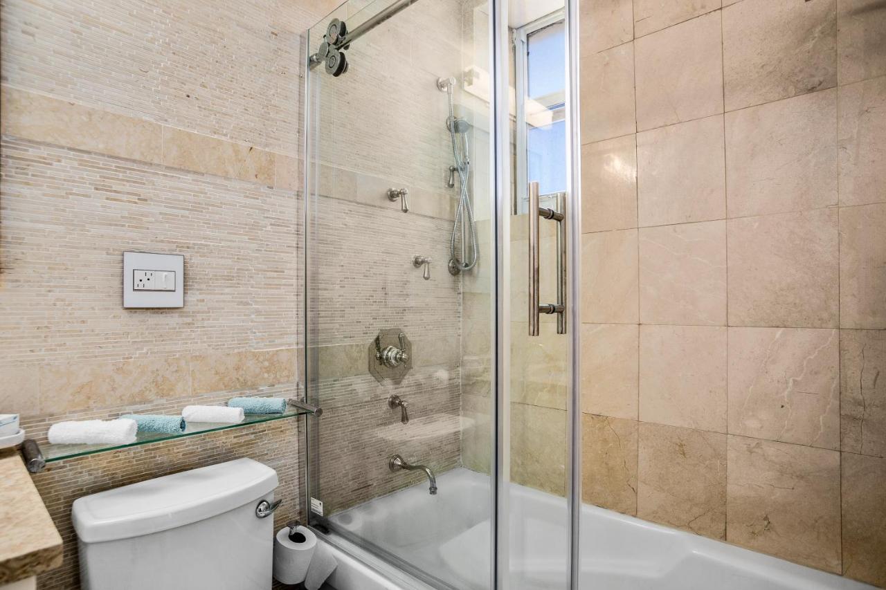 Two Bedroom Two Bath Apartment 2 Block To Beach Miami Beach Exteriör bild