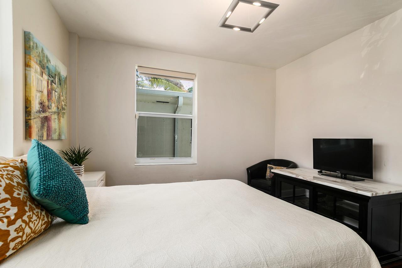 Two Bedroom Two Bath Apartment 2 Block To Beach Miami Beach Exteriör bild
